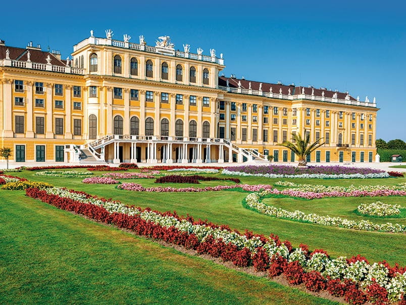 The gardens at Schonbrunn Palace